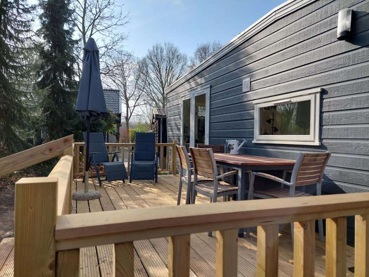 Erfgoed de Boemerang Chalets Meppen Buitenkant foto